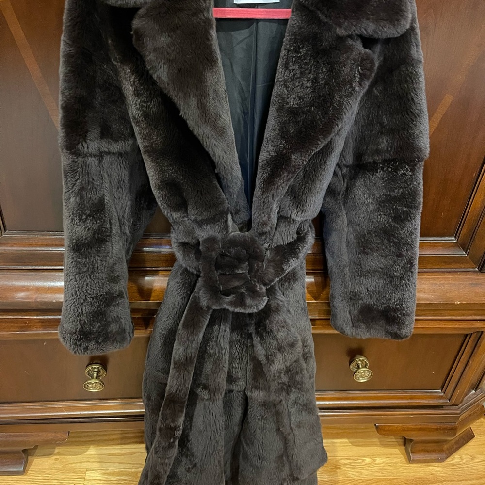 Brown fur coat - Picture 2 of 11